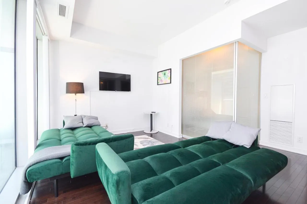 Downtown Toronto Condo Near Cn Tower, Mtcc, Rogers Center , Union Station 0*,  Kanada