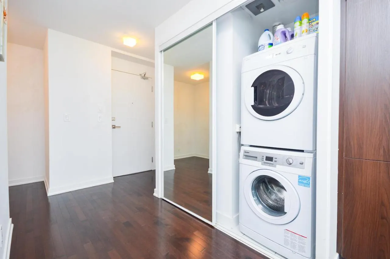 Downtown Toronto Condo Near Cn Tower, Mtcc, Rogers Center , Union Station Apartman