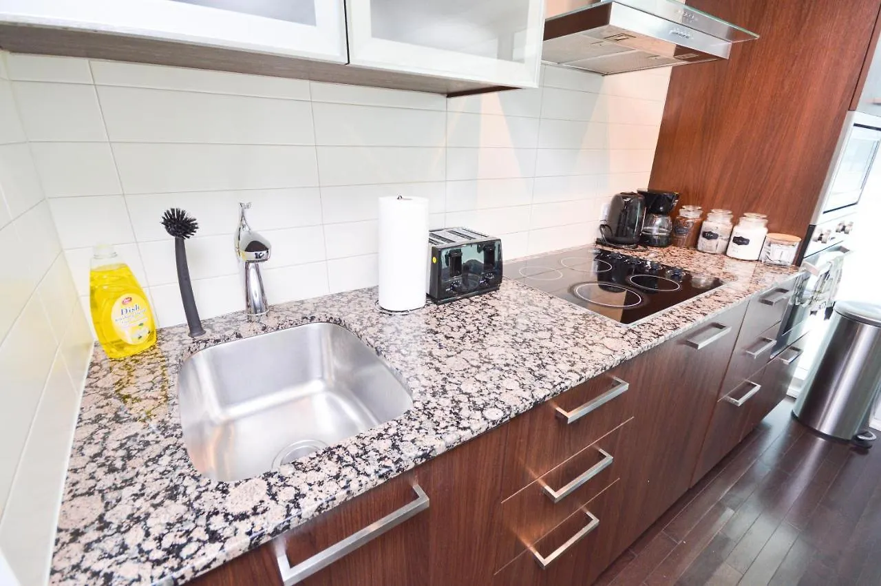 Downtown Toronto Condo Near Cn Tower, Mtcc, Rogers Center , Union Station 0*,  Kanada