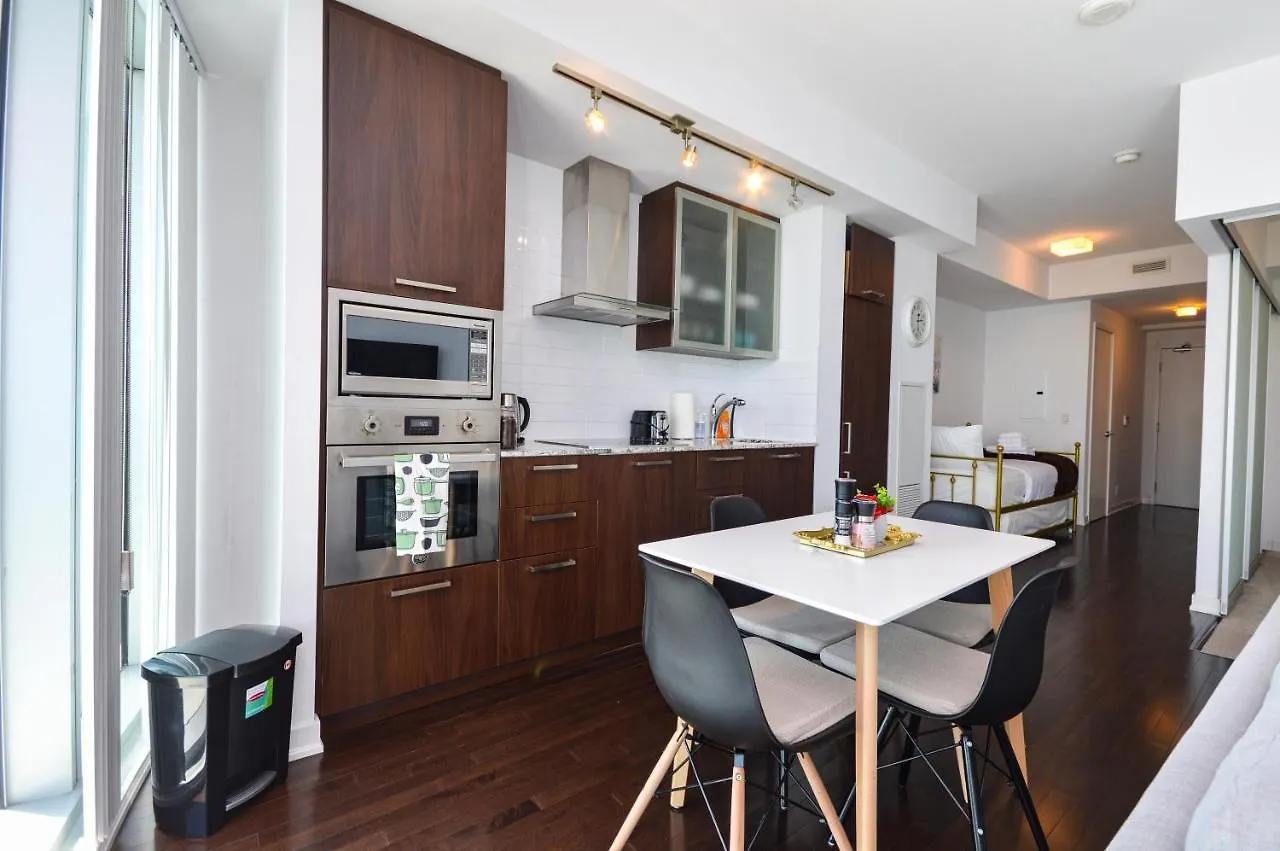Downtown Toronto Condo Near Cn Tower, Mtcc, Rogers Center , Union Station Apartman