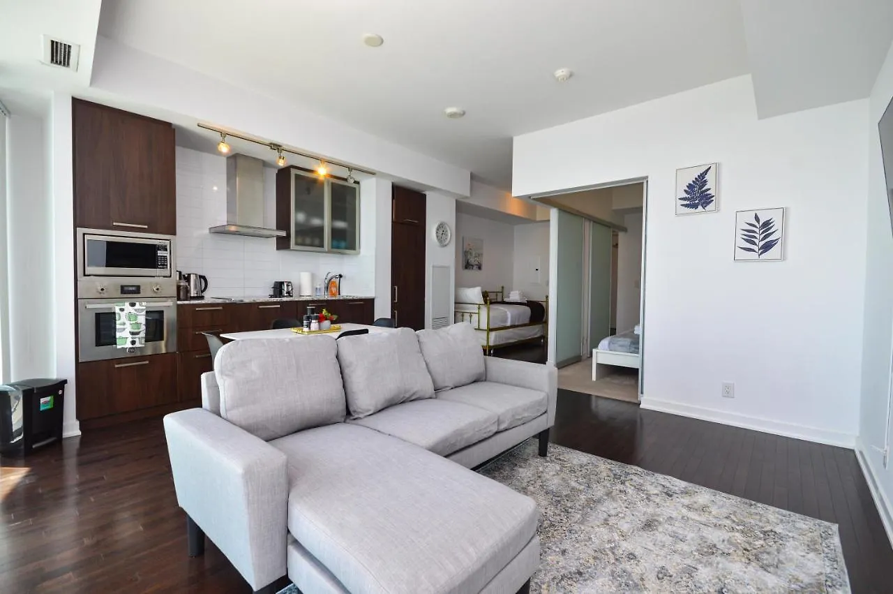 Downtown Toronto Condo Near Cn Tower, Mtcc, Rogers Center , Union Station Kanada