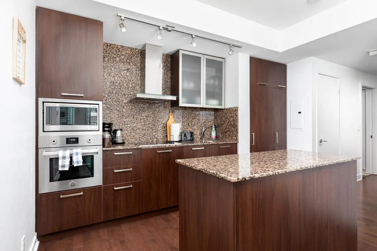 Downtown Toronto Condo Near Cn Tower, Mtcc, Rogers Center , Union Station 0*,  Kanada